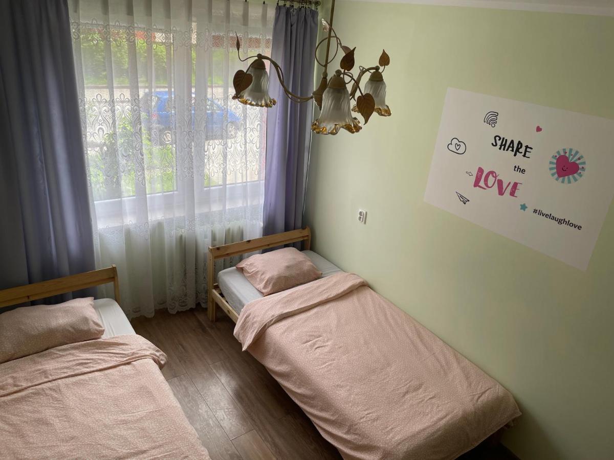 Hostel4U Danzica Esterno foto