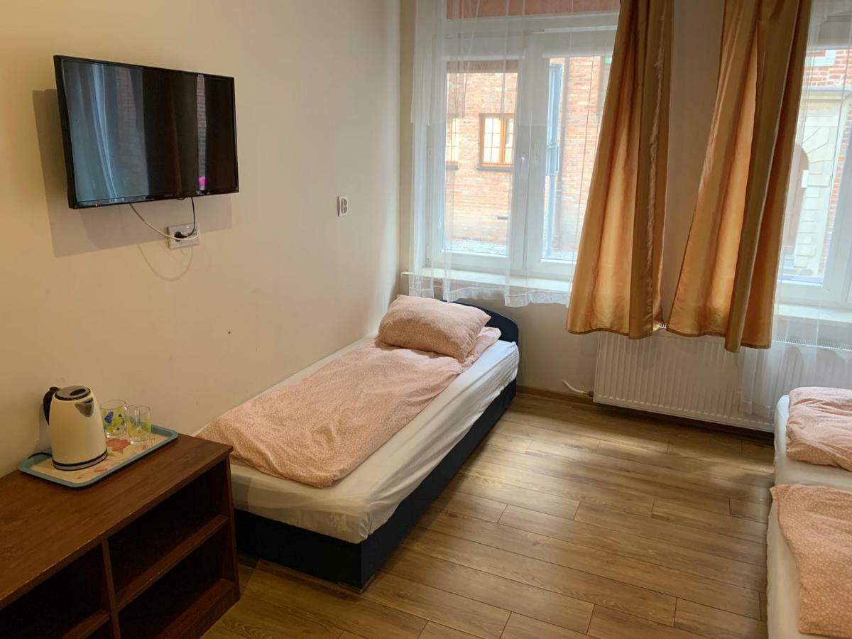 Hostel4U Danzica Esterno foto